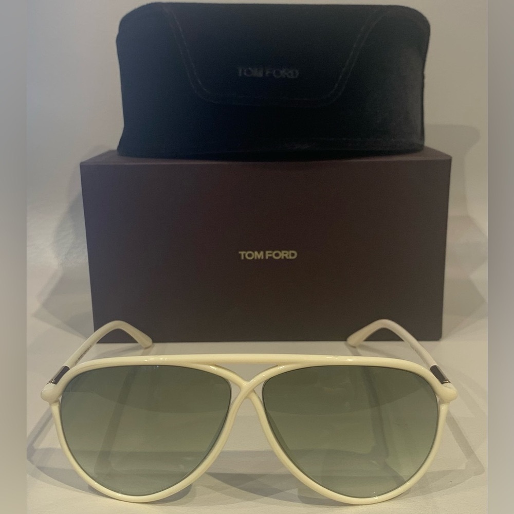 New Rare Authentic Tom Ford sunglasses - Picture 2 of 11
